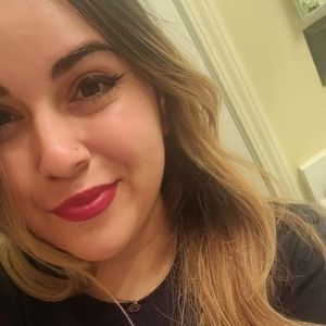 Meet your Posher, Daniela